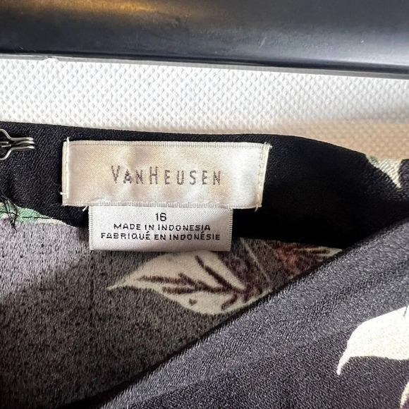 Van Heusen Black Floral Midi Skirt Plus Size 16 - Picture 5 of 8